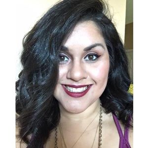 Meet your Posher, Erica